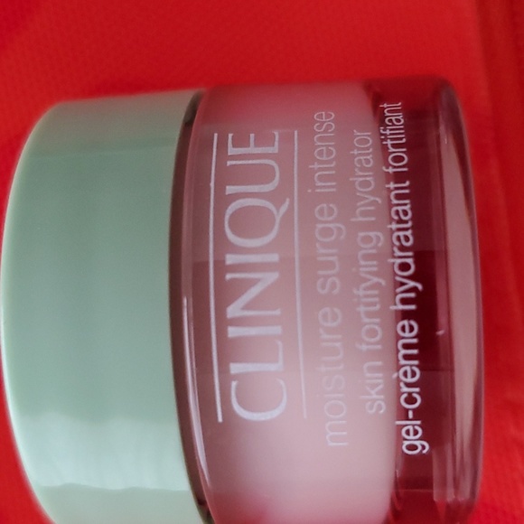 NWOT Gel hydrant gel cream - Picture 3 of 3